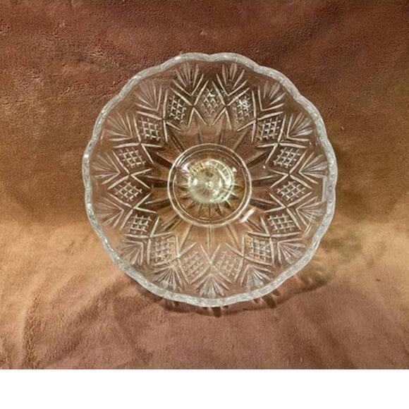 Godinger, Dublin Collection 8.5" Scalloped Edged Cut Crystal Serving Bowl- NEW - Picture 5 of 7